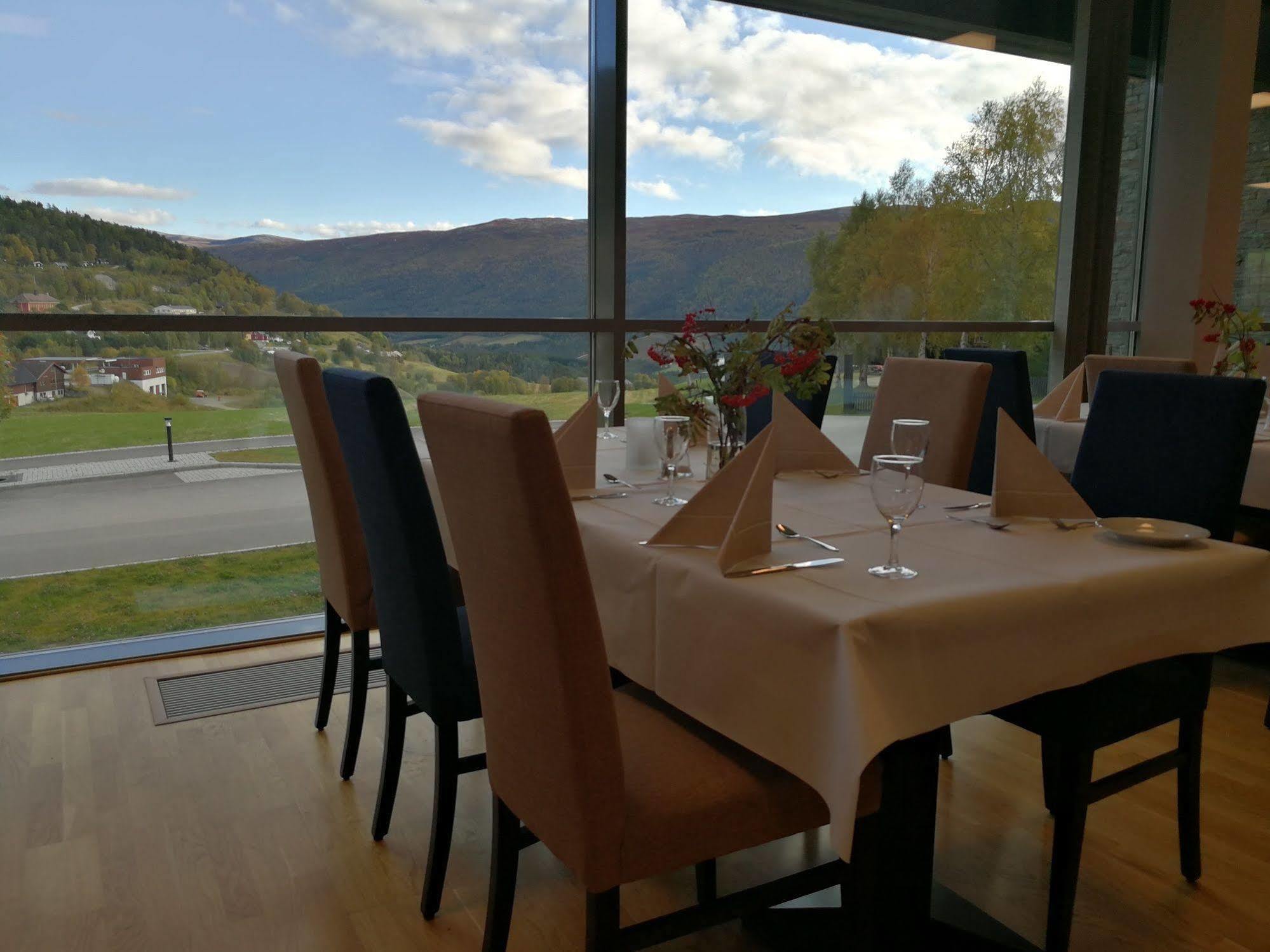 Dombas Hotel Dombås Exterior foto